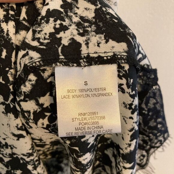 Olive‎ & oak black and white slip dress - Picture 4 of 6